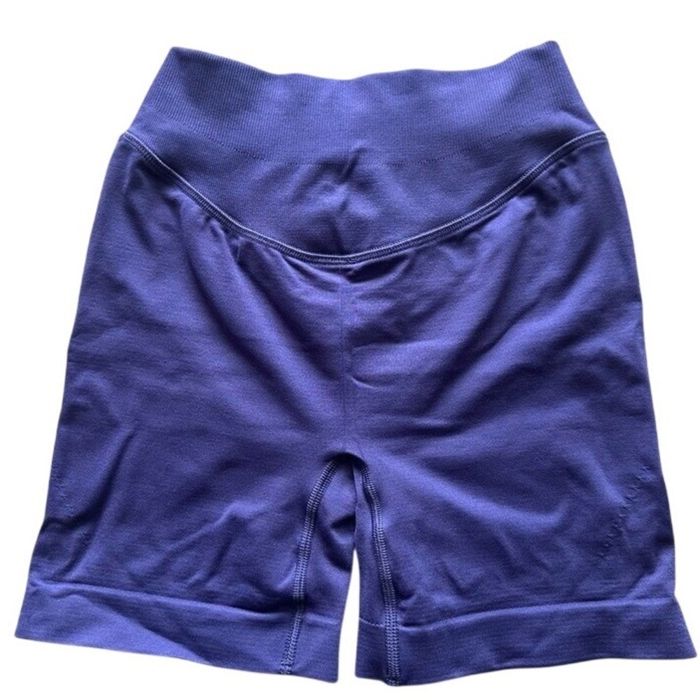 Gymshark Sweat Seamless Shorts Galaxy Purple size XS Workout Activewear - Picture 2 of 3